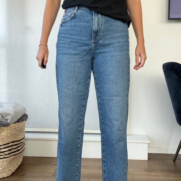 Zara Blue Jeans - Picture 3 of 6